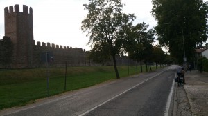 43.Ommuurde stad