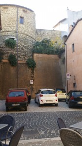 85. Italiaans parkeren in Otricoli